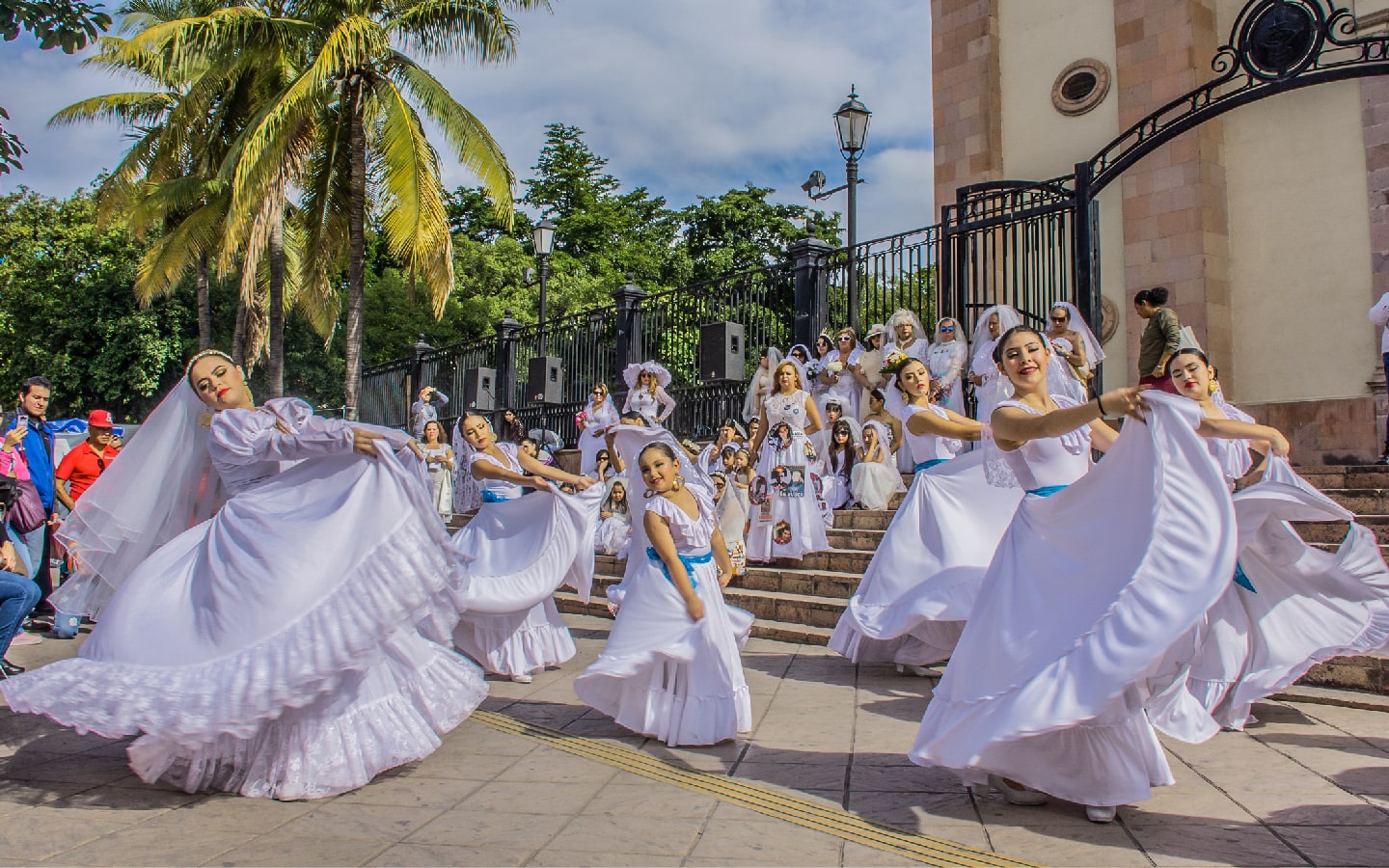 La-Novia-de-Culiacan_Banner_Header_08